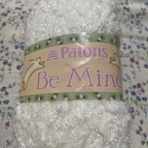 Patons-Wuzzy White yarn